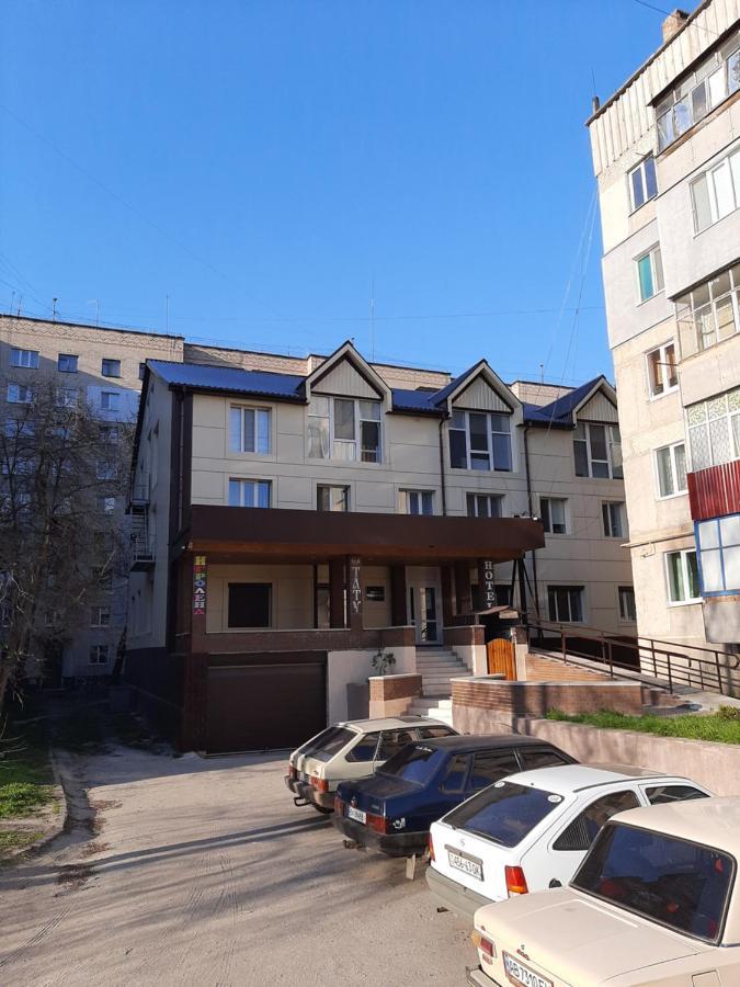 Hotel Pivdennyi Oleksandriia Екстериор снимка