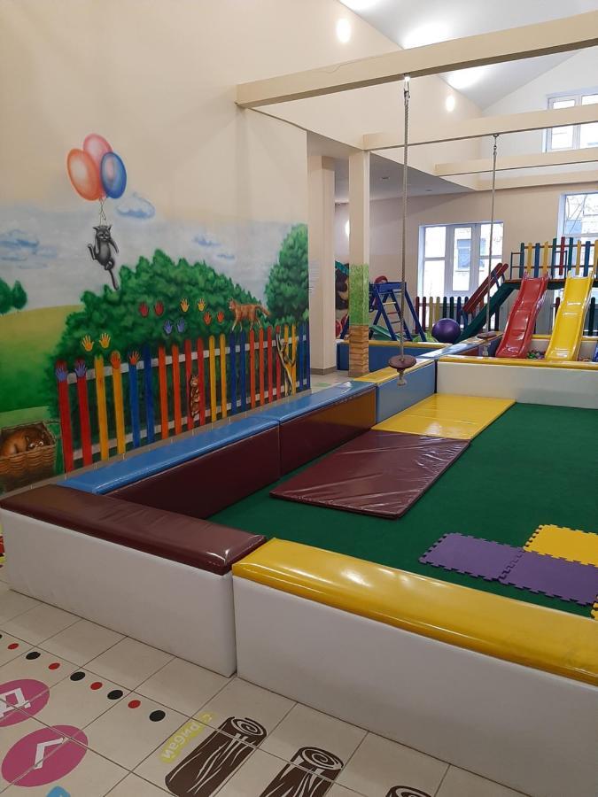 Hotel Pivdennyi Oleksandriia Екстериор снимка